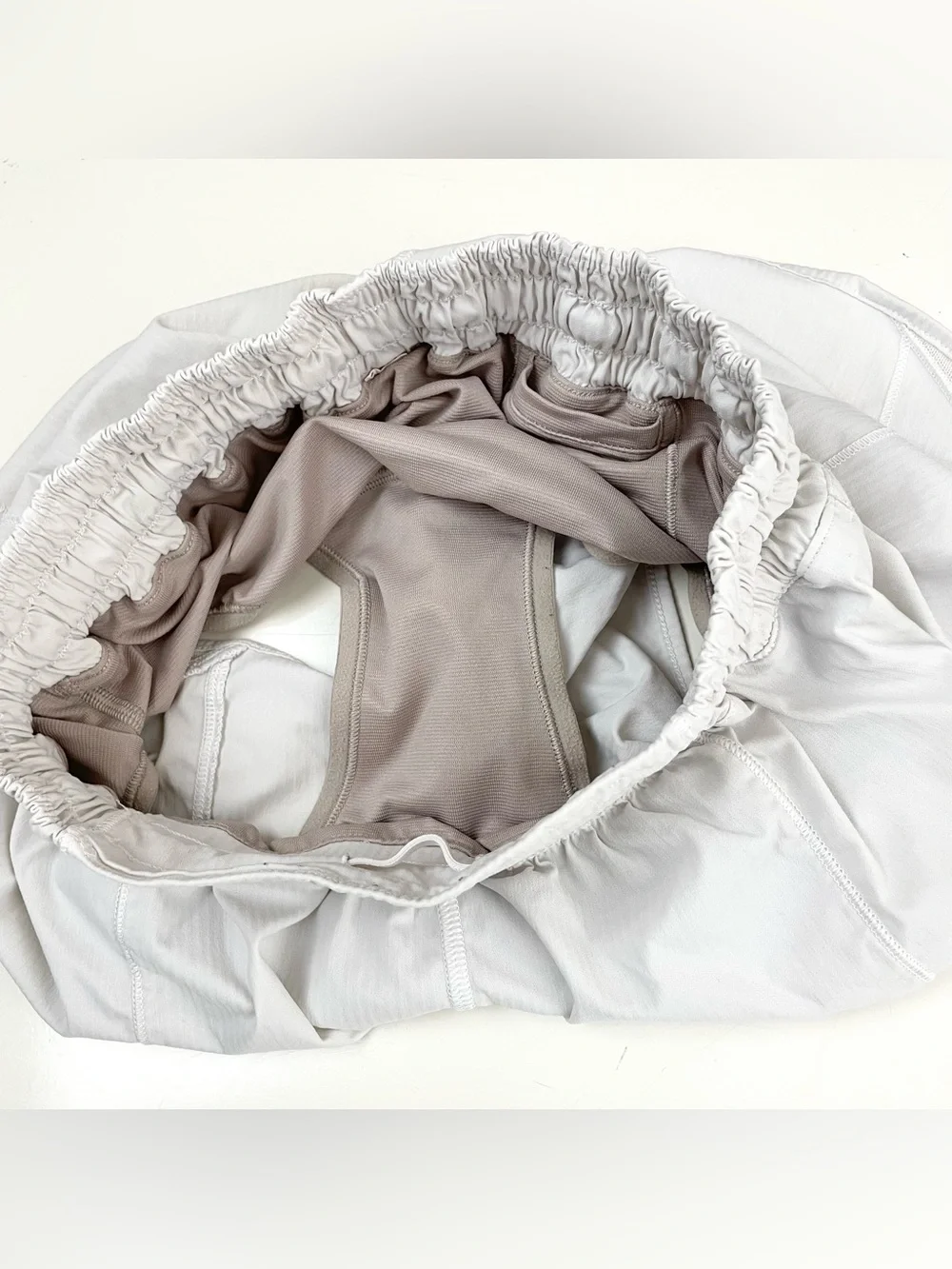 lululemon Hotty Hot Short II Long 4” White